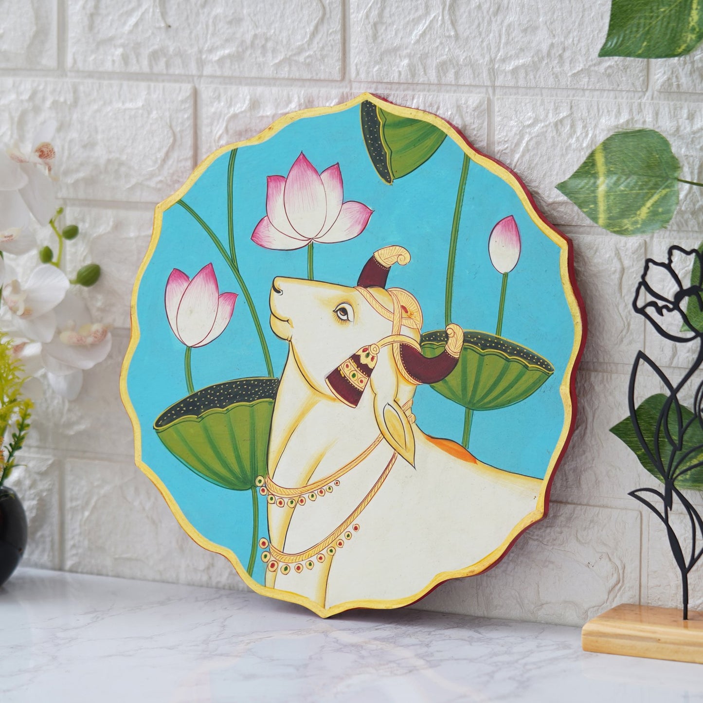 Handmade Pichwai Wooden Wall Painting For LivingRoom Home Décor , Paintings For Wall Decoration Home decorations