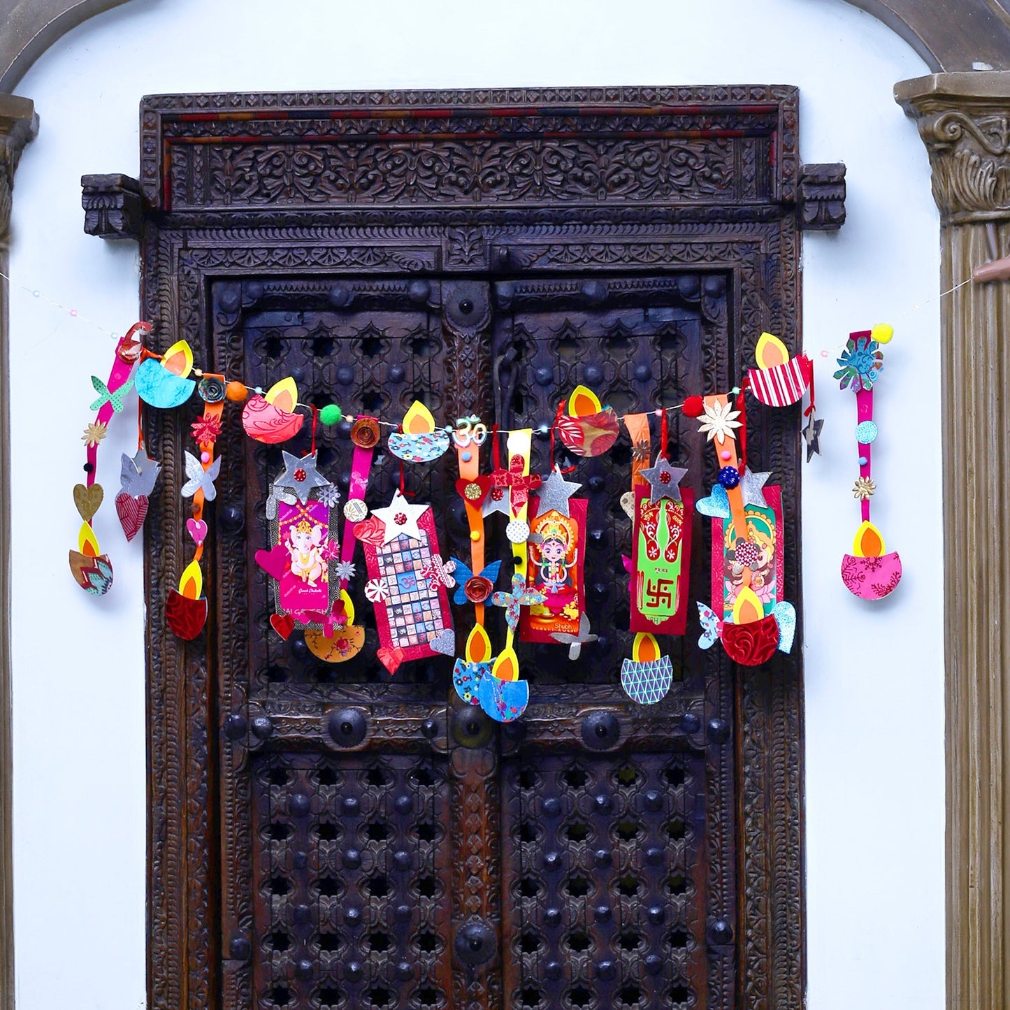 FUN DIWALI LUMINAIRE Paper Bunting Décor