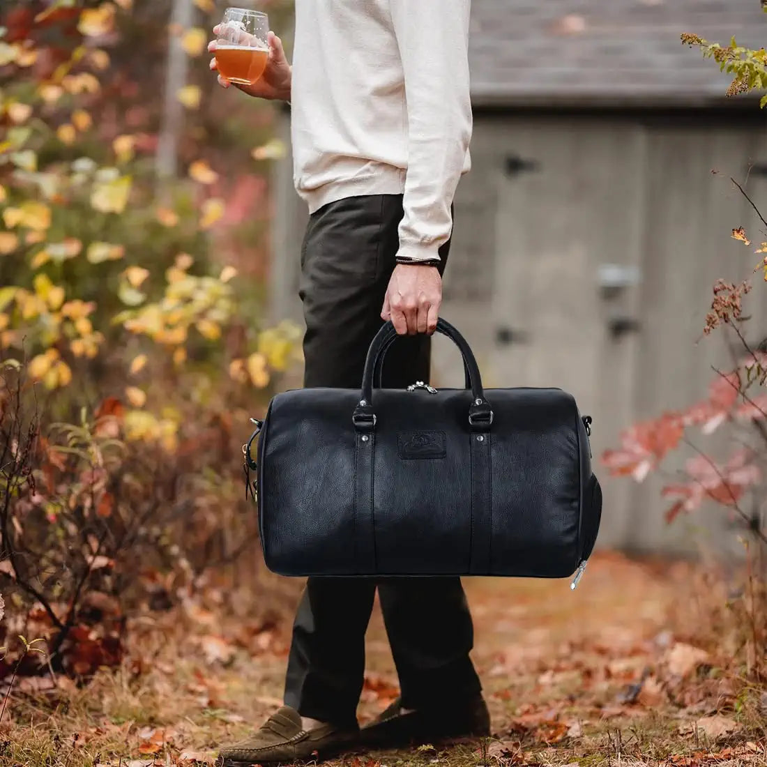 Leather World Duffle Bag for Travel with Shoe Compartment for Men and Women Made of Textured Leatherette with Detachable Shoulder Strap Cabin Bag