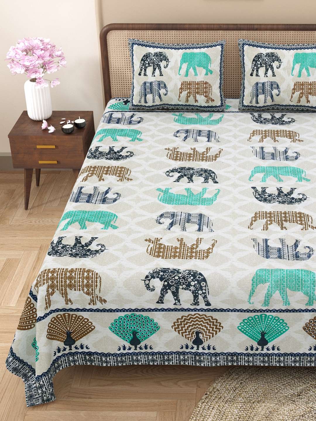 100% Pure Cotton Traditional Printed Bedsheet for Double Bed King Size Bedsheet with 2 Pillow Covers