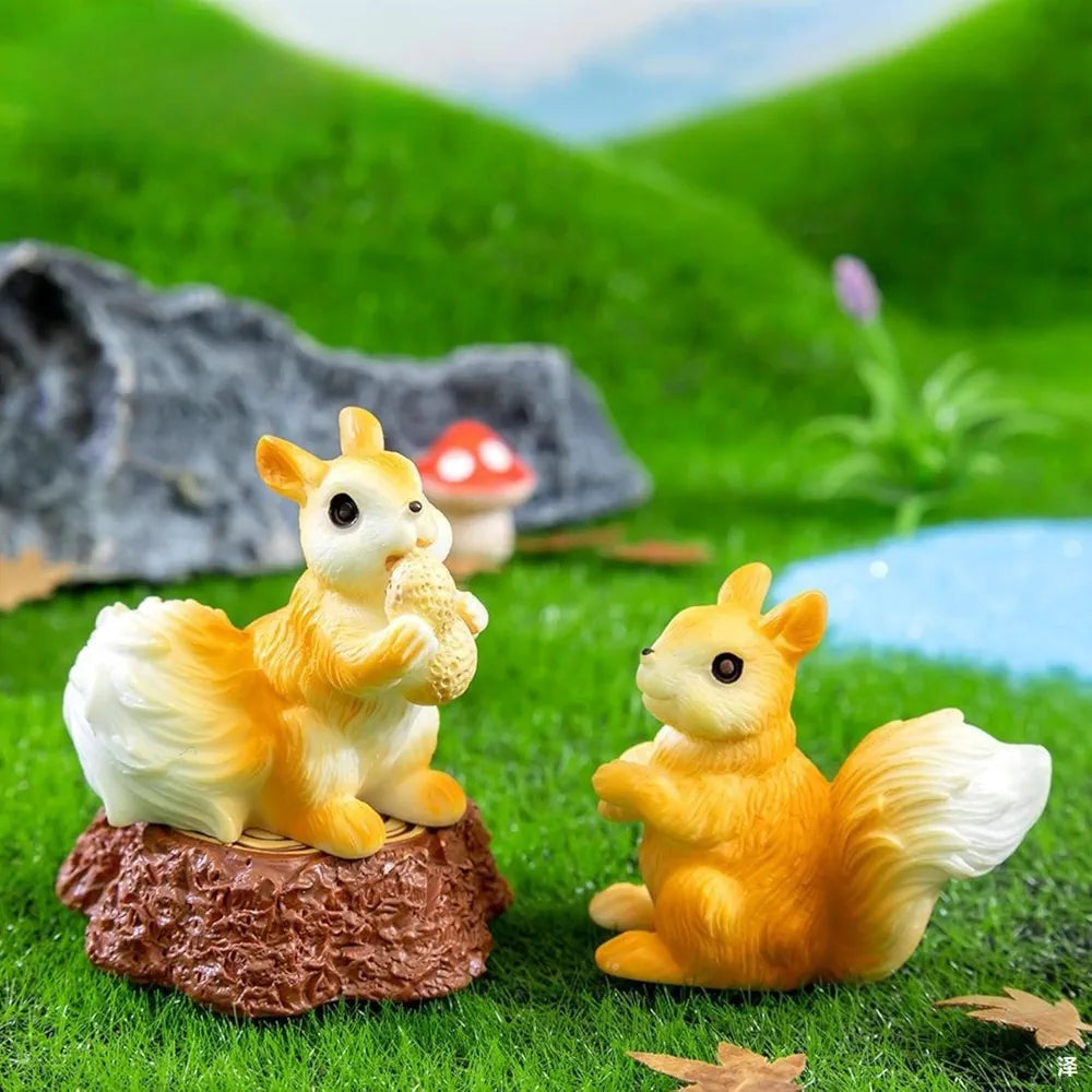 Satyam Kraft Resin 1 Set Squirrel Miniature Figurines Showpiece