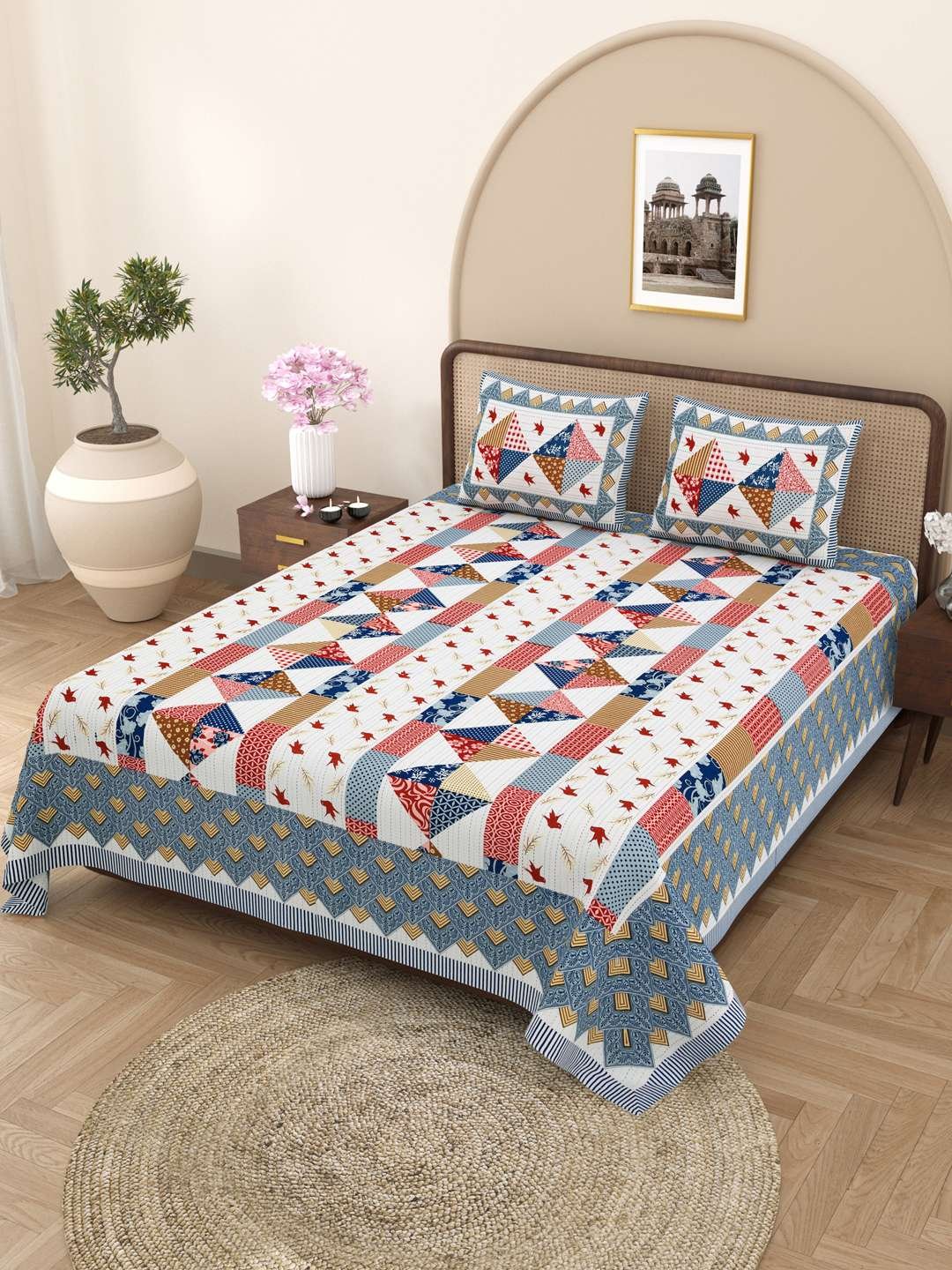 100% Pure Cotton Traditional Printed Bedsheet for Double Bed King Size Bedsheet with 2 Pillow Covers