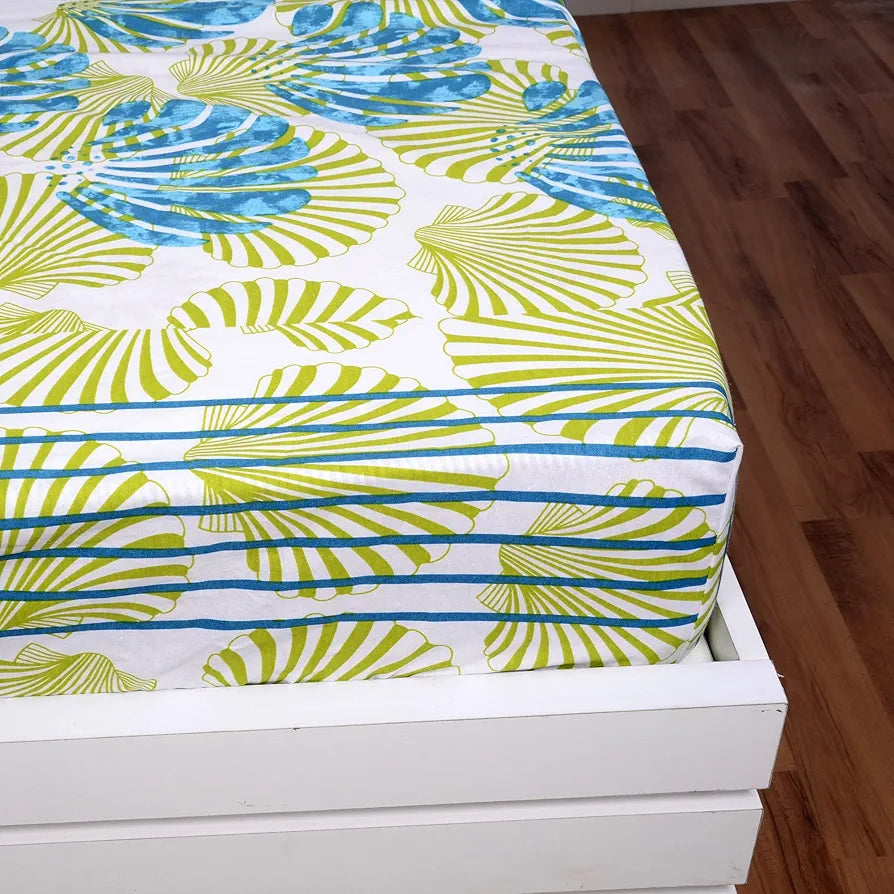 Divine Casa 144 TC 100% Cotton Acid Lime Elastic Fitted Bedsheets King Size with 2 Pillow Covers Colour Printed Acid Lime