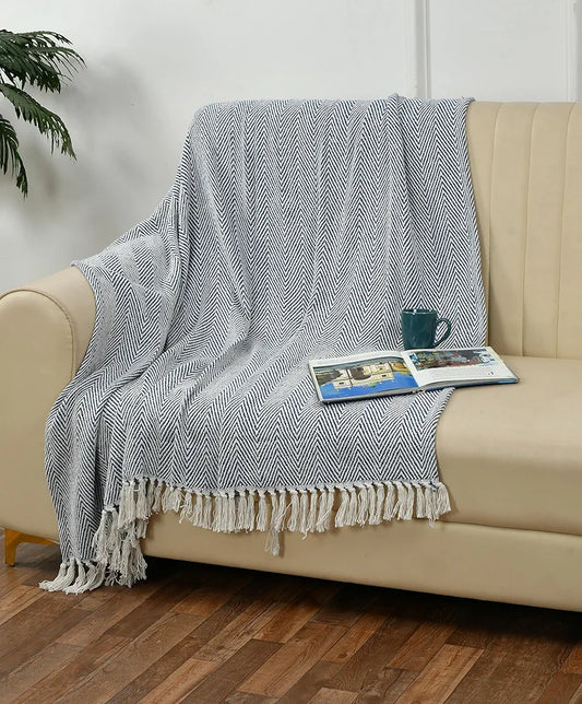 Sashaa World Cotton Spring Hued Chevron Throw Blanket Colour Light Blue