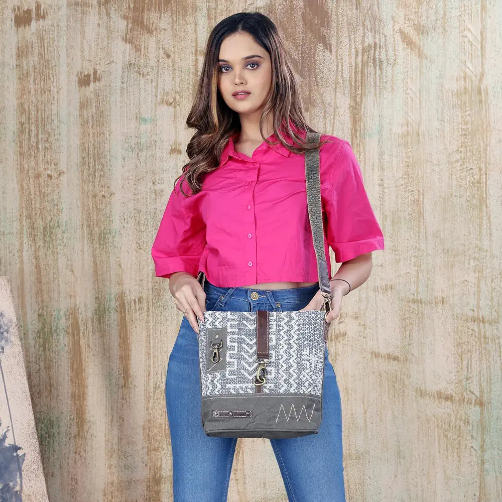 Goatter Cotton Dari And Leather Material Messenger Sling Bag For Women - Green