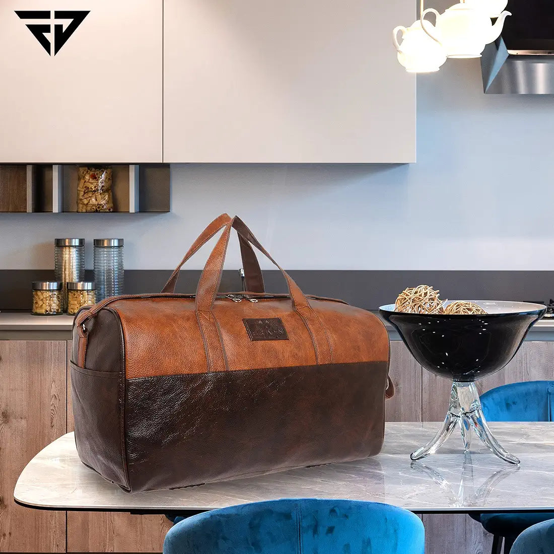 Fur Jaden 25L Travel Duffle Bag for Weekend Trip Cabin Luggage and Gym Sports Duffle for Men and Women