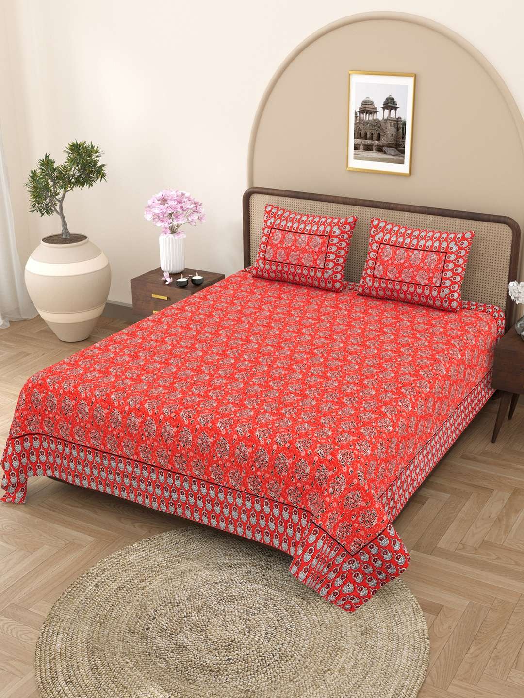 100% Pure Cotton Traditional Printed Bedsheet for Double Bed King Size Bedsheet with 2 Pillow Covers