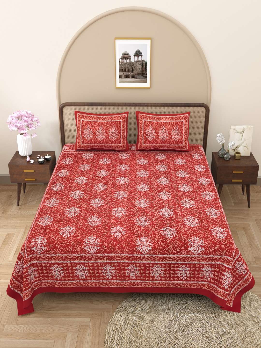 100% Pure Cotton Traditional Printed Bedsheet for Double Bed King Size Bedsheet with 2 Pillow Covers
