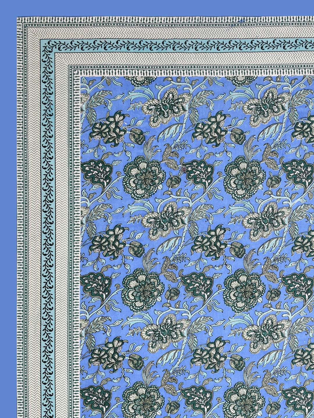 100% Pure Cotton Traditional Printed Bedsheet for Double Bed King Size Bedsheet with 2 Pillow Covers