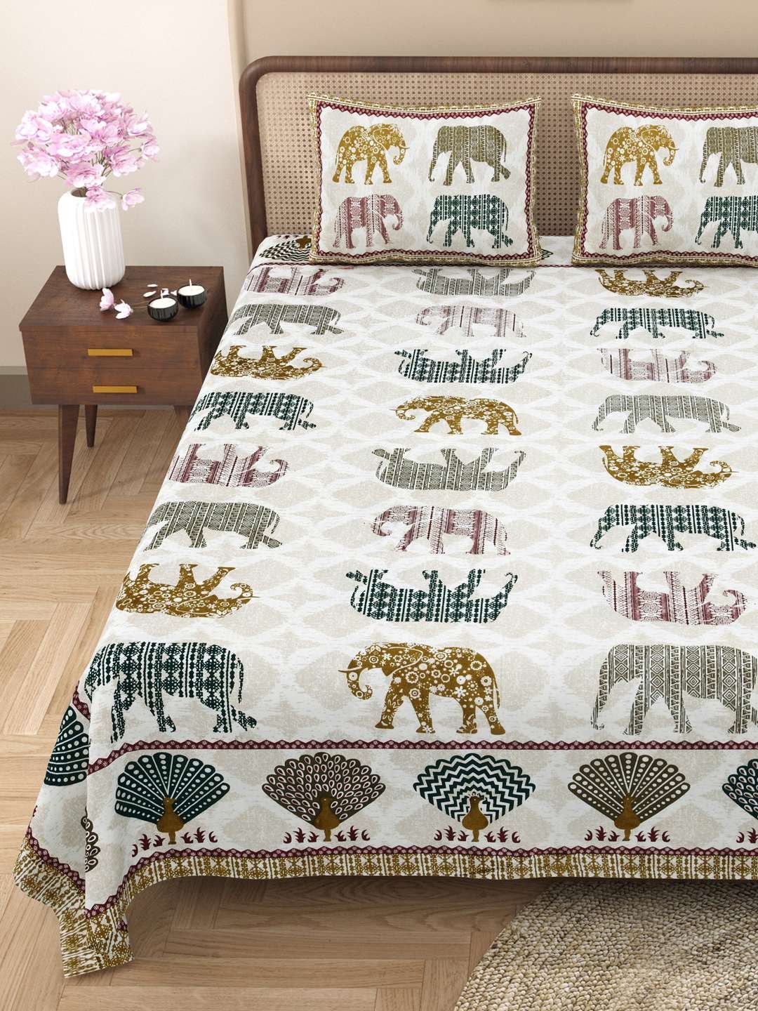 100% Pure Cotton Traditional Printed Bedsheet for Double Bed King Size Bedsheet with 2 Pillow Covers