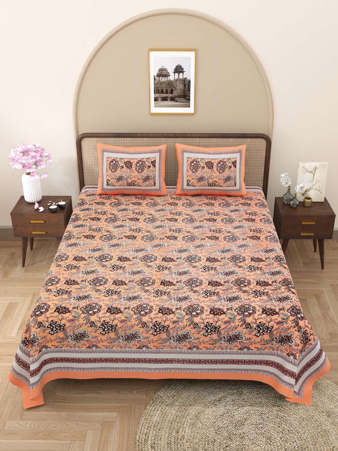 100% Pure Cotton Traditional Printed Bedsheet for Double Bed King Size Bedsheet with 2 Pillow Covers