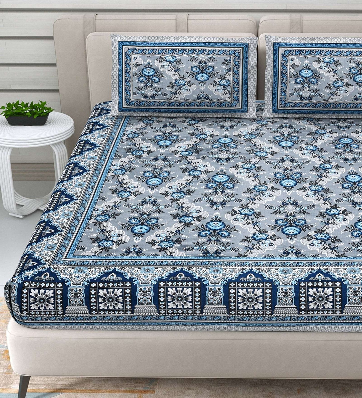 100% Pure Cotton Traditional Printed Bedsheet for Double Bed King Size Bedsheet with 2 Pillow Covers