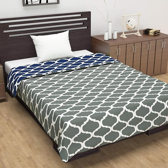 Divine Casa 120 GSM Microfiber Single Dohar Soft & Lightweight Throw Blanket Moroccan Pattern Colour Deep Blue