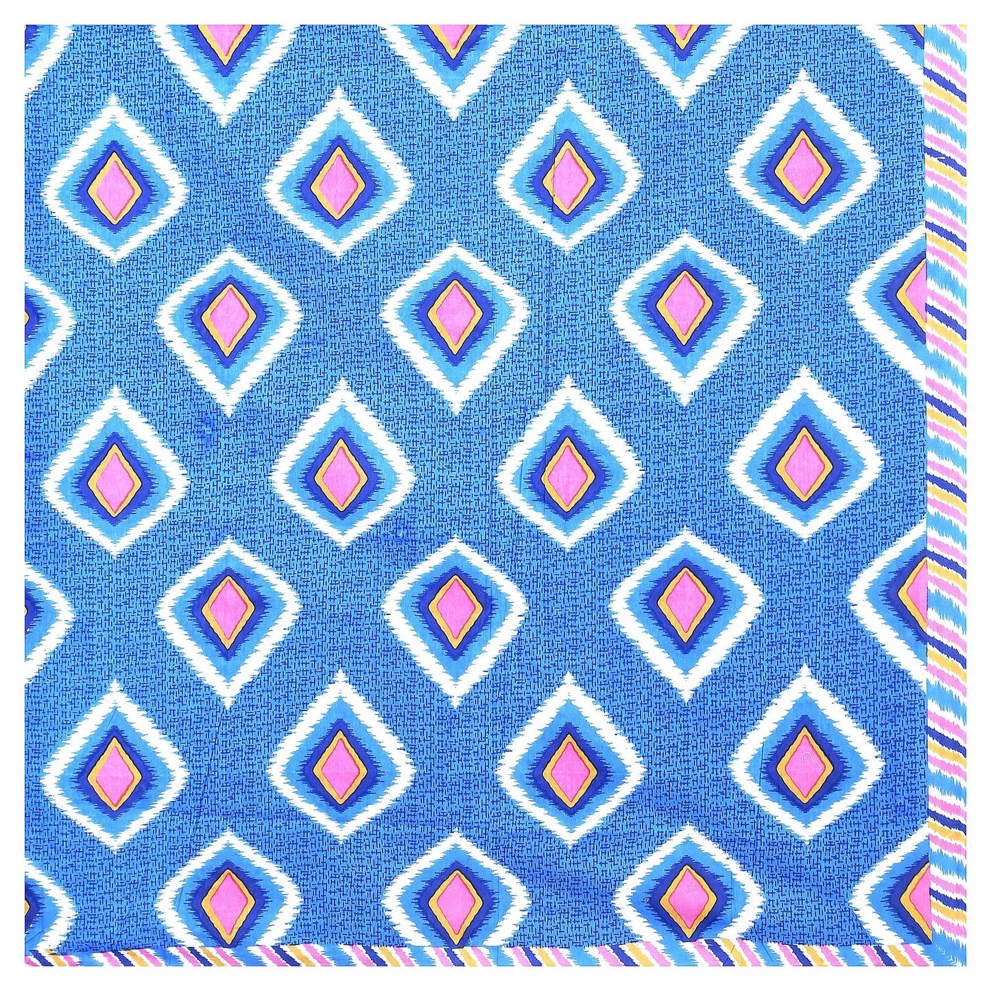 100% Pure Cotton Traditional Printed Bedsheet for Double Bed King Size Bedsheet with 2 Pillow Covers