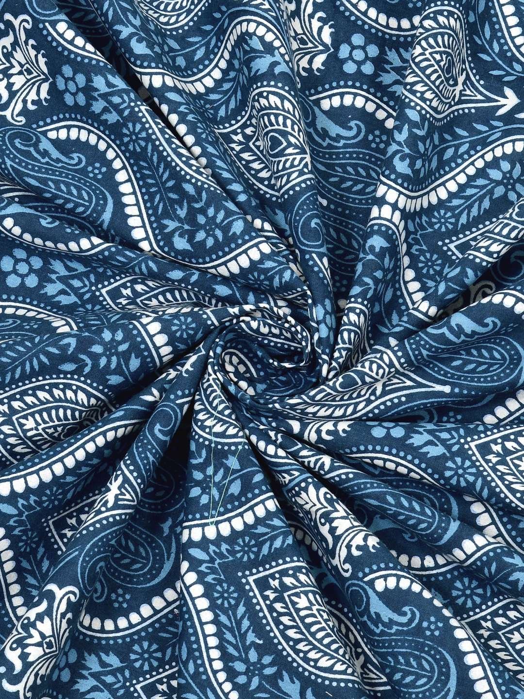 100% Pure Cotton Traditional Printed Bedsheet for Double Bed King Size Bedsheet with 2 Pillow Covers