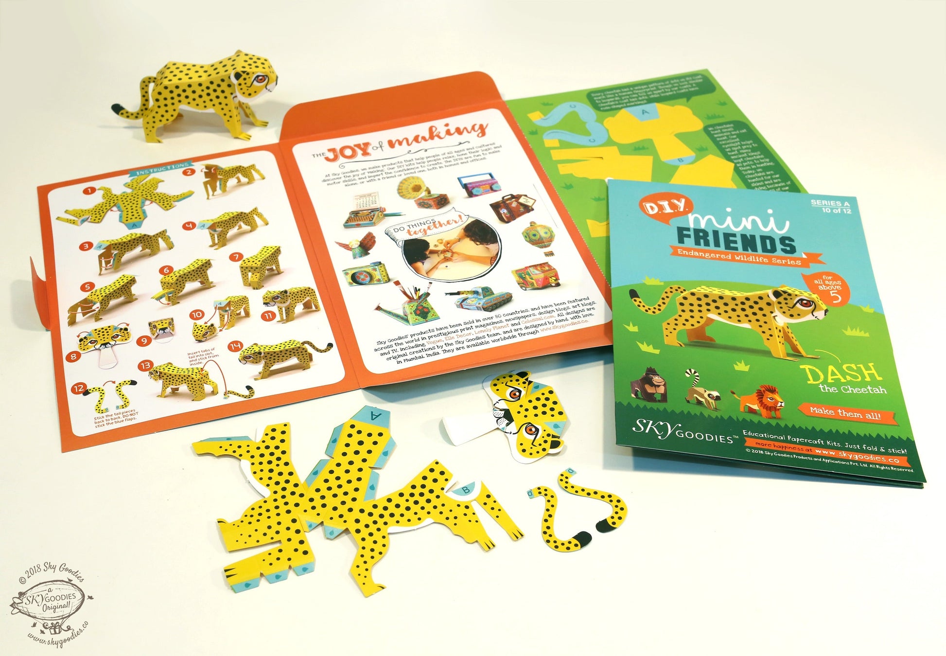 Mini Cheetah Animal Paper Craft Kit