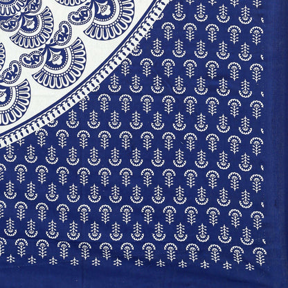 100% Pure Cotton Traditional Printed Bedsheet for Double Bed King Size Bedsheet with 2 Pillow Covers