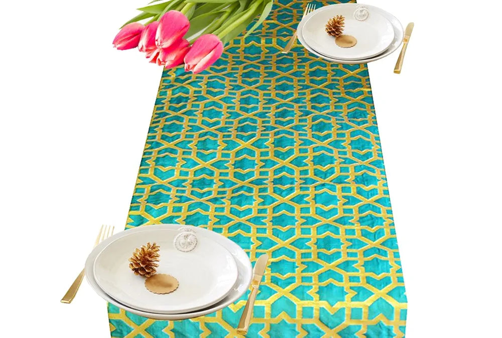Pink Parrot Durable Dopian Silk Table Runner Colour Multicolour