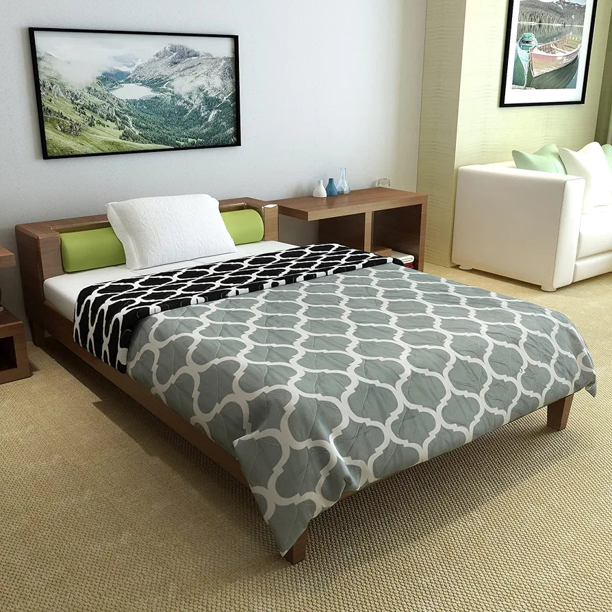 Divine Casa 120 GSM Microfiber Single Bed Comforter Soft & Lightweight Reversible AC Blanket Colour Caviar