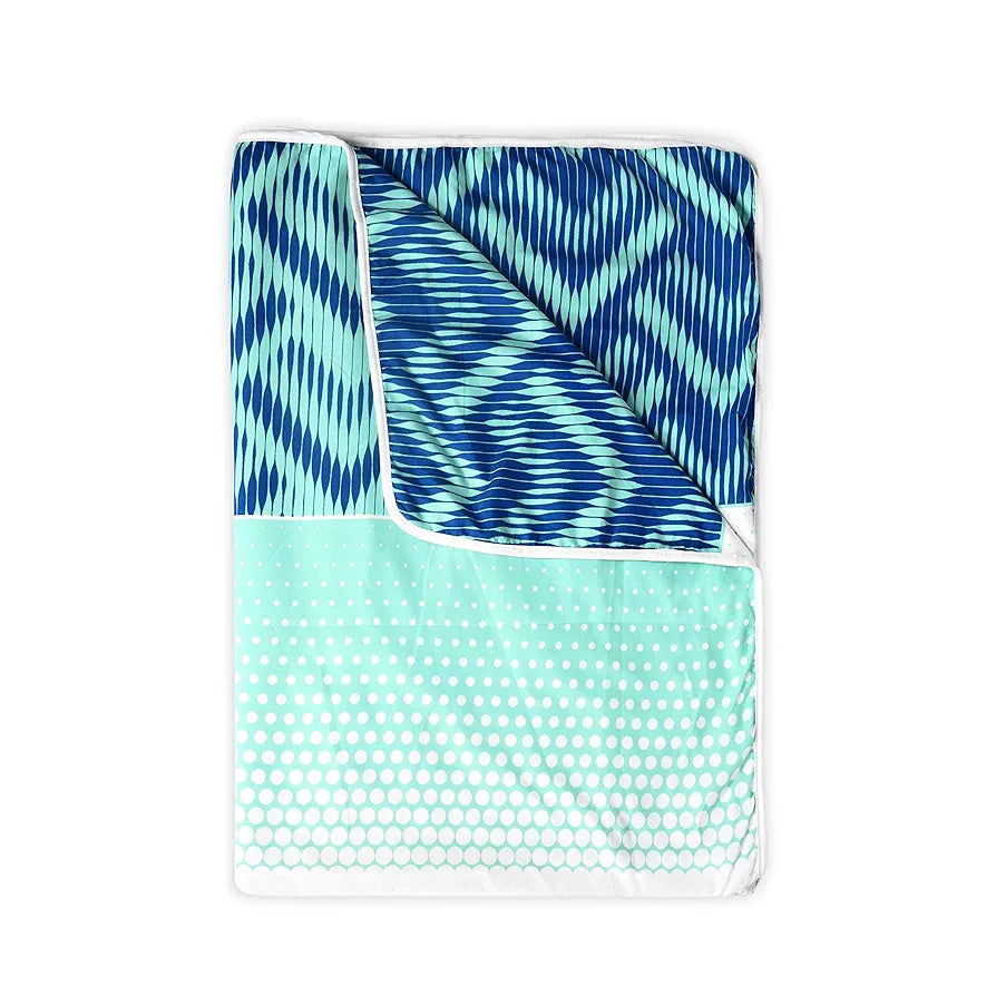 Divine Casa Microfiber Winter Single Bed Throws for Sofa and Couch Decorative Reversible AC Blanket Dohar Living Room Colour Cyan and Navy Blue