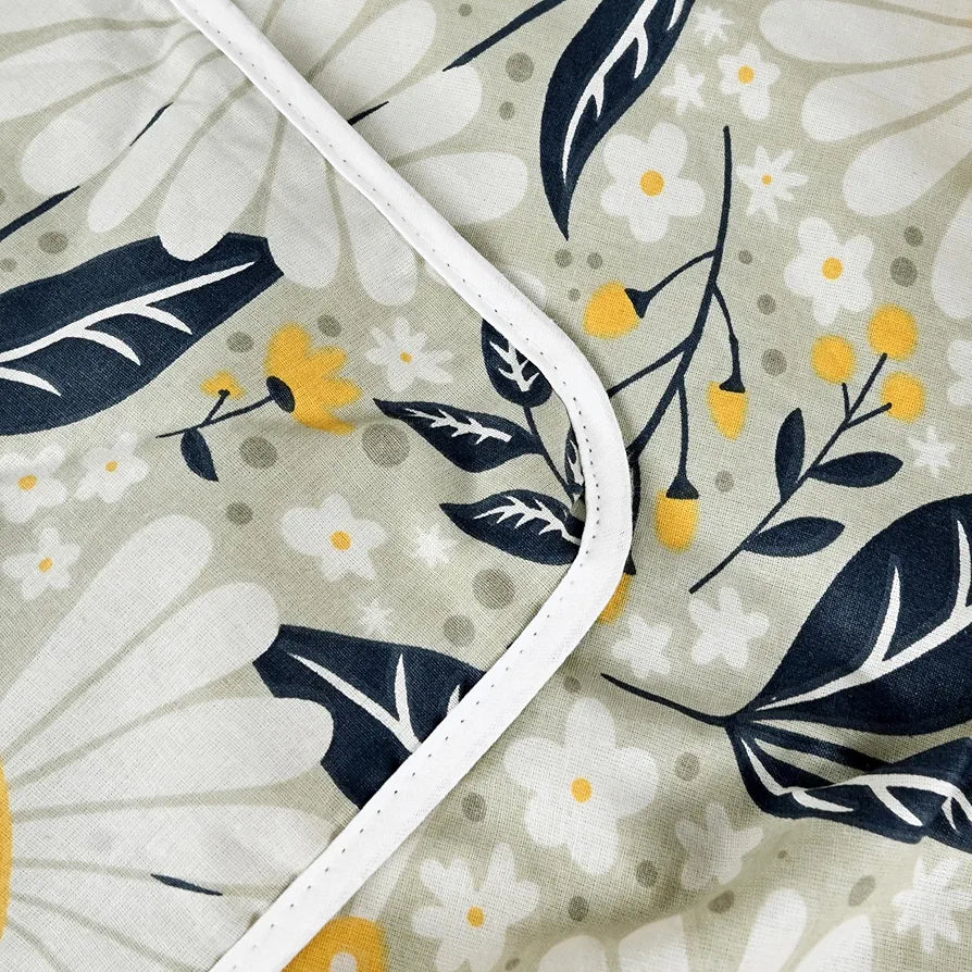 Divine Casa Floret 100% Cotton Single Kids Dohar 120 GSM Soft & Lightweight Throw Blanket Colour Vintage Daisies
