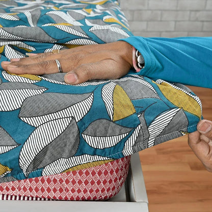 Divine Casa Floret 100% Cotton King Fitted Bedsheet 144 TC Deep Pocket Design Soft & Breathable Fabric Colour Woody Petals