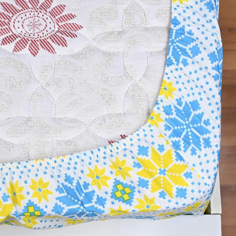 Divine Casa Double Fitted Elastic Bedsheet Poly Cotton Elasticated Corners for Secure Fit on Double Beds Colour Iced Aqua