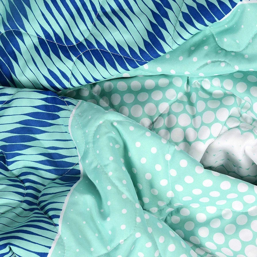 Divine Casa Microfiber 120 GSM Reversible AC Comforter/Blanket Colour Cyan and Navy Blue D Single Size Abstract TC - 120
