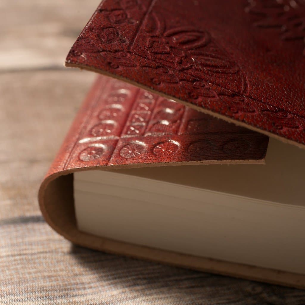 Craftshades – Vintage Elephant Embossed Unique Design 7″5 Handcrafted Leather Journal/Diary 200 page | 100% Genuine Leather