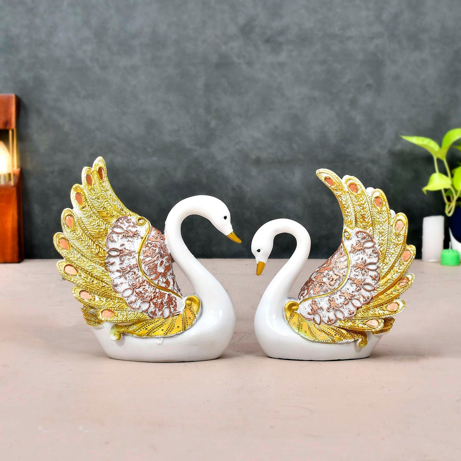 Swan Pair Feather Design Sculpture