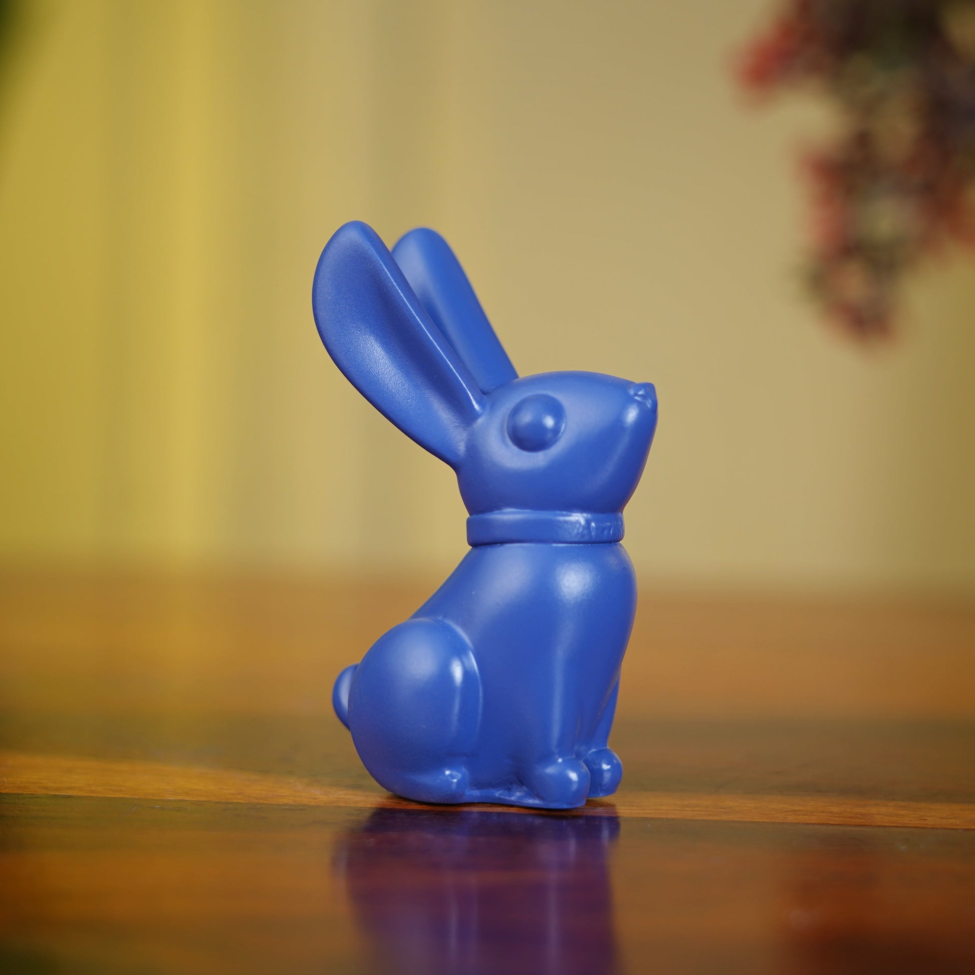 Artarium Bunny Figurine Idol
