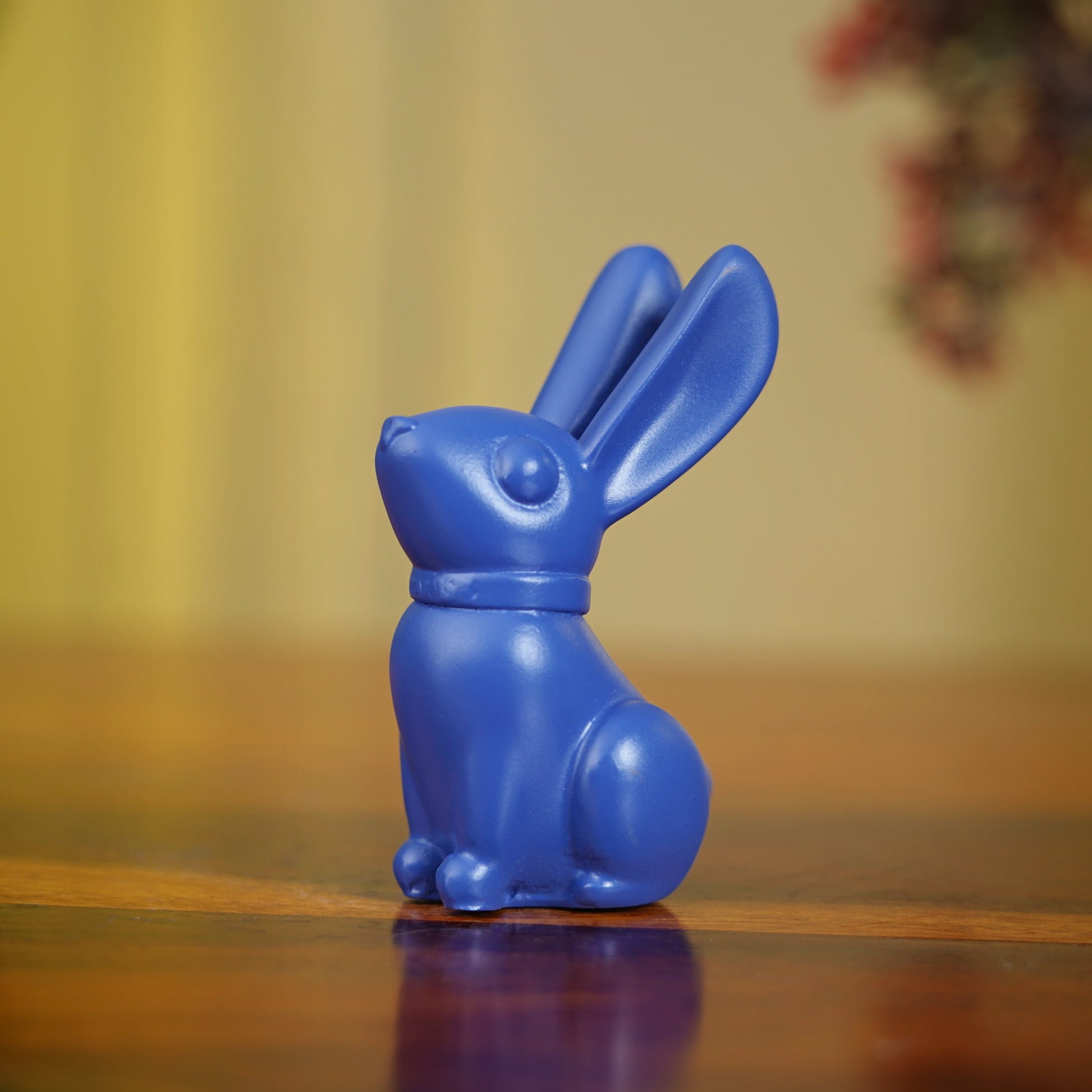 Artarium Bunny Figurine Idol