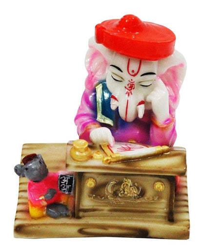 Thinking Lord Ganesha Statue with Mouse
