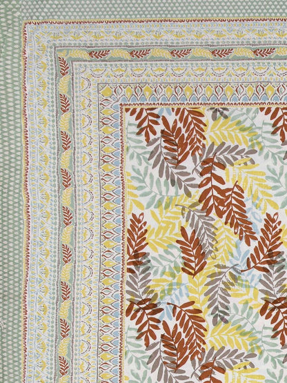 100% Pure Cotton Traditional Printed Bedsheet for Double Bed King Size Bedsheet with 2 Pillow Covers