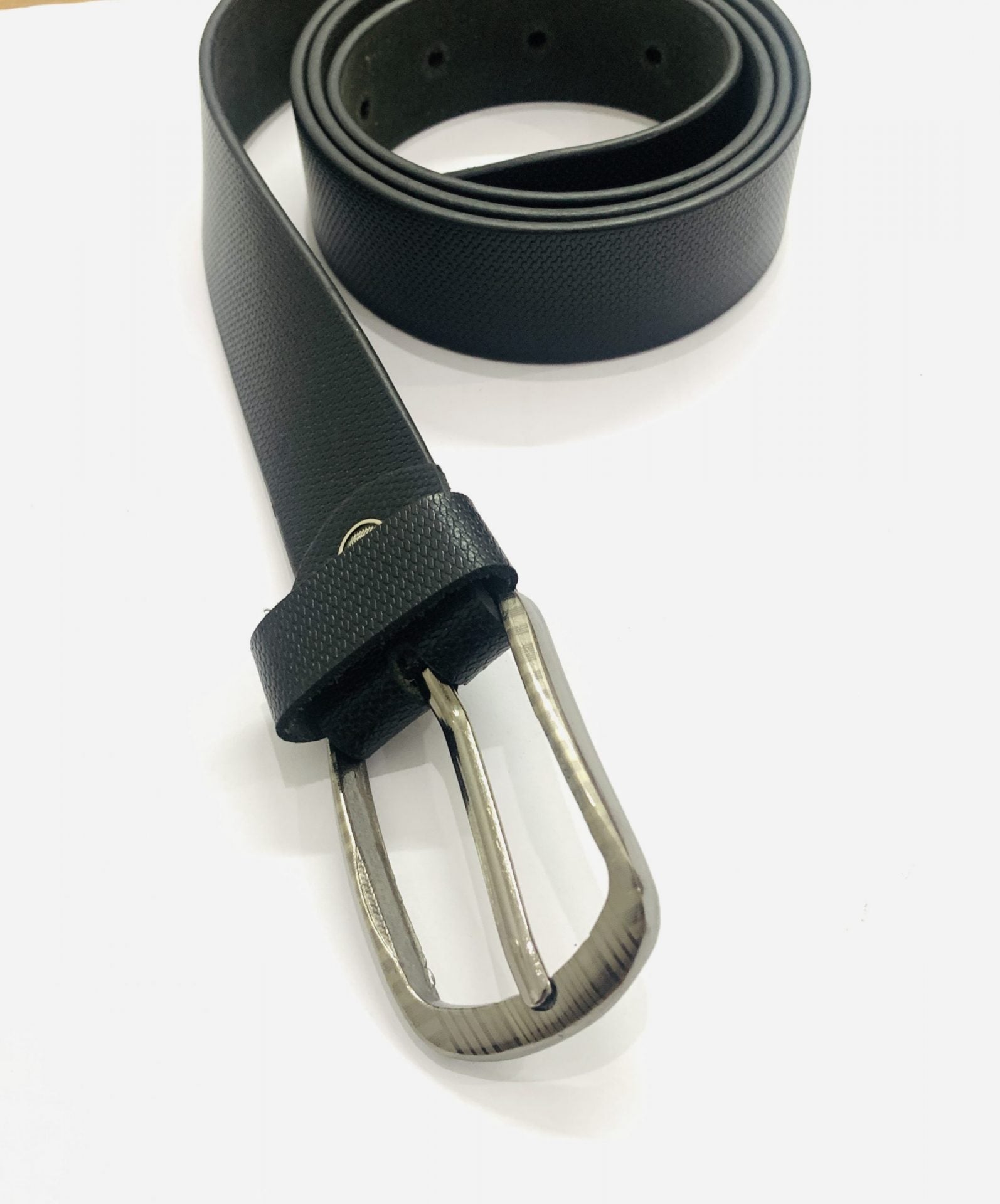 CraftShades Buffalo Leather Everyday Belt | Buffalo Leather | Black Colour