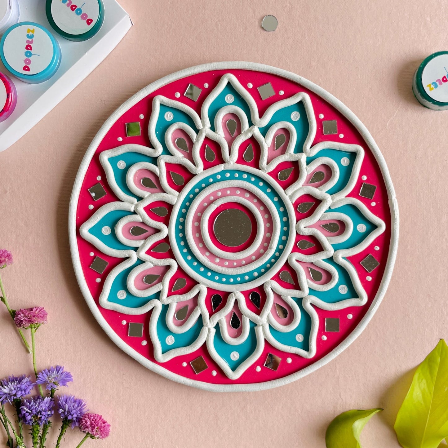 Mandala Lippan Art Kit