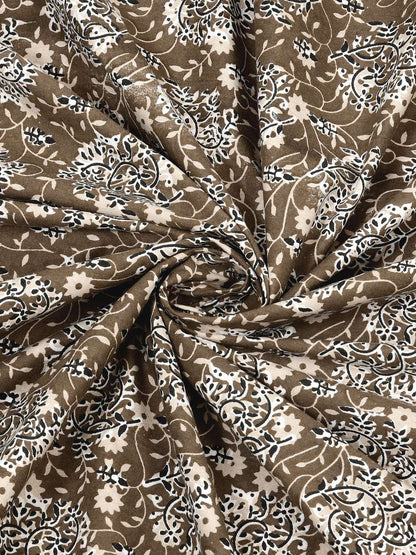 100% Pure Cotton Traditional Printed Bedsheet for Double Bed King Size Bedsheet with 2 Pillow Covers