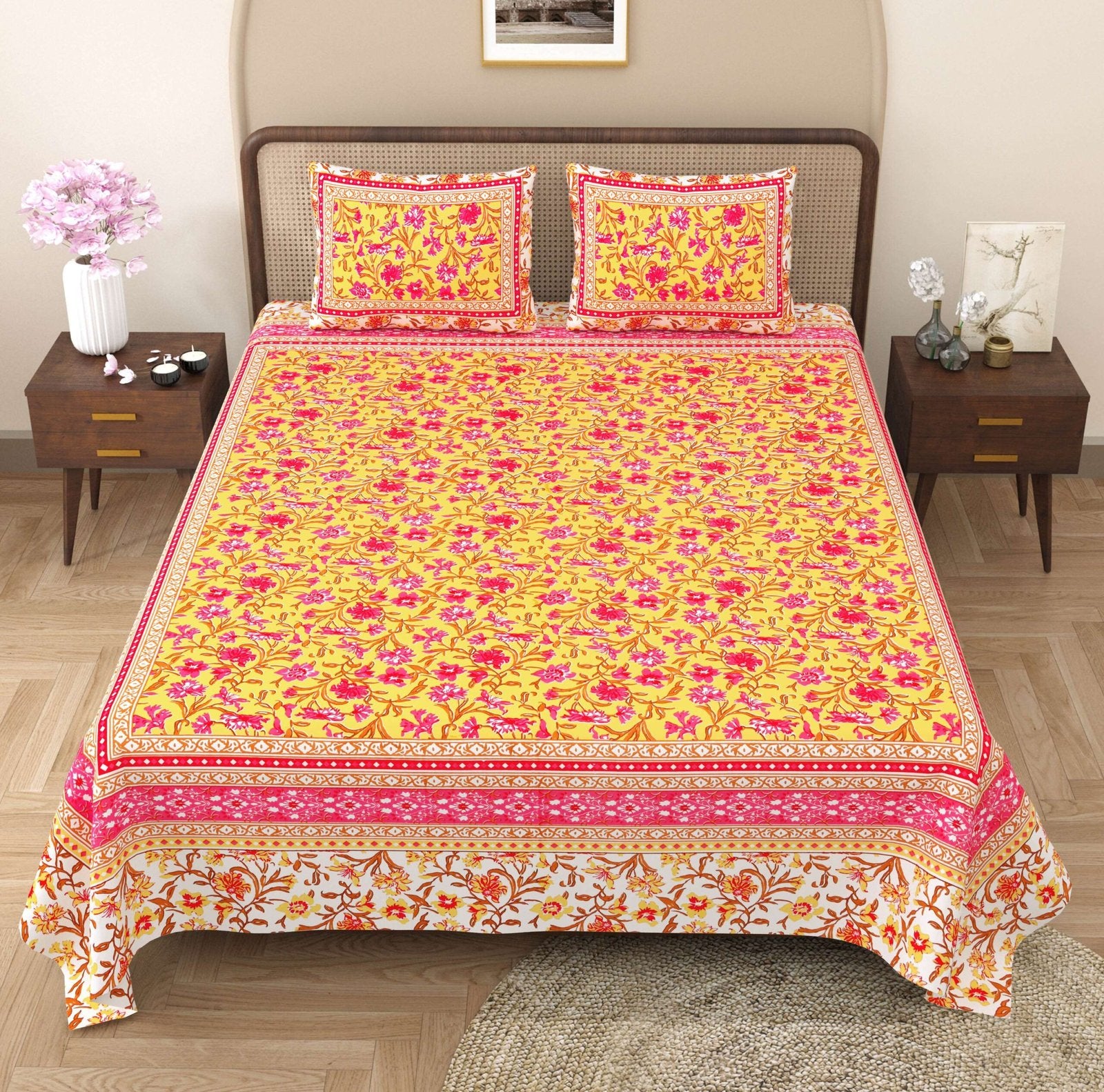 100% Pure Cotton Traditional Printed Bedsheet for Double Bed King Size Bedsheet with 2 Pillow Covers