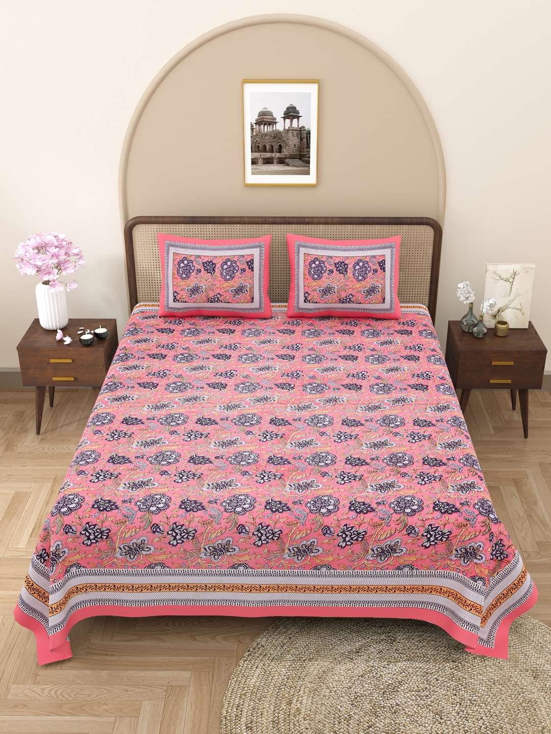 100% Pure Cotton Traditional Printed Bedsheet for Double Bed King Size Bedsheet with 2 Pillow Covers