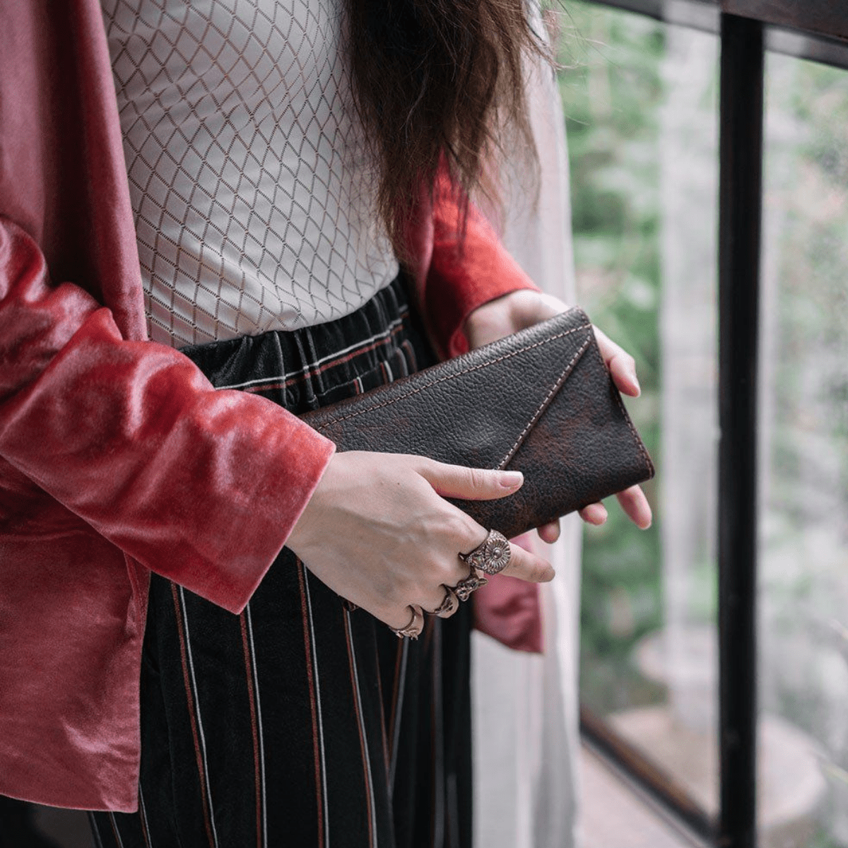 Craftshades – 8 Inch Handcrafted Unique V Shape Flap Leather Bag for Women | 100% Genuine Leather